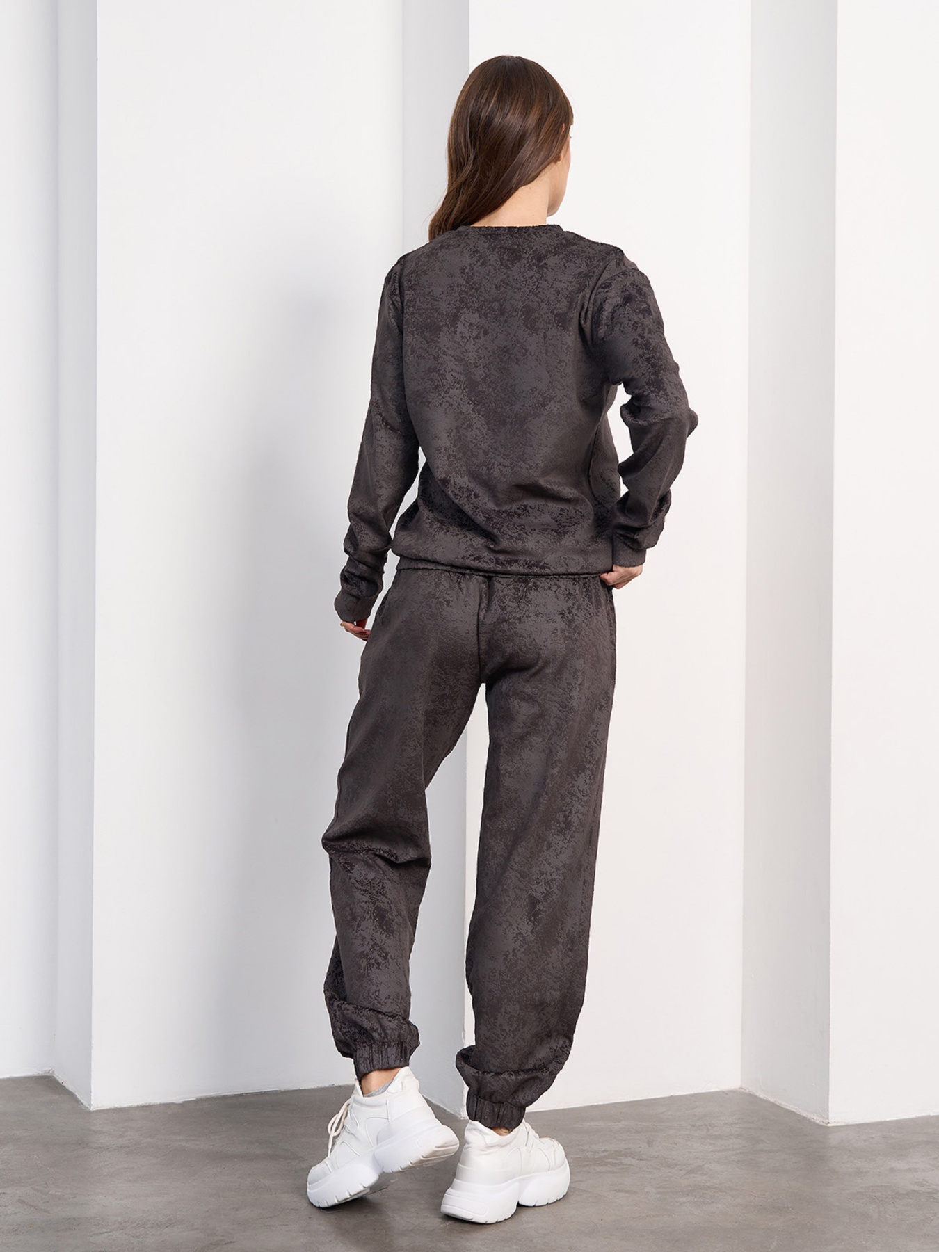Жіночі спортивні костюми модель 15481_темно-коричневый Фото