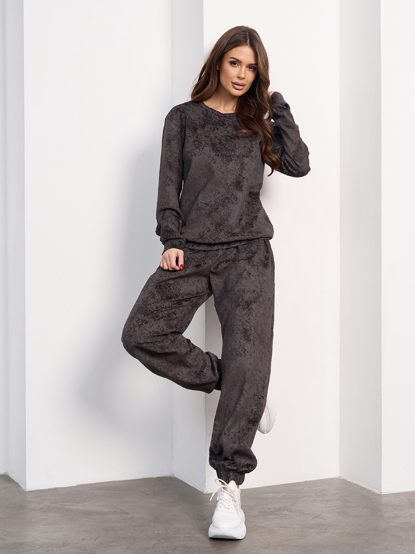 Жіночі спортивні костюми модель 15481_темно-коричневый Фото