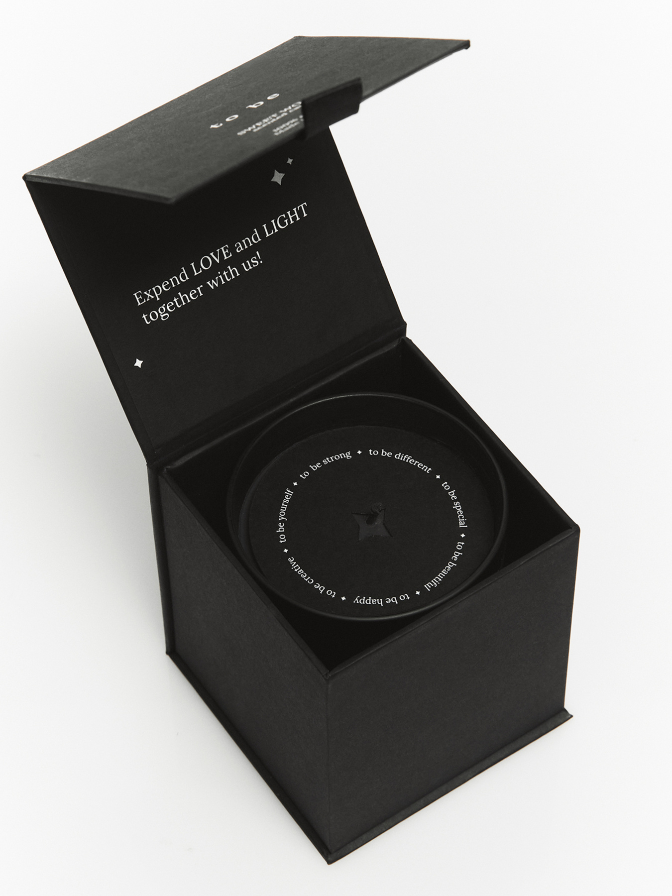 Парфумована свічка з чорного соєвого воску PALO SANTO модель scps_tobe Фото