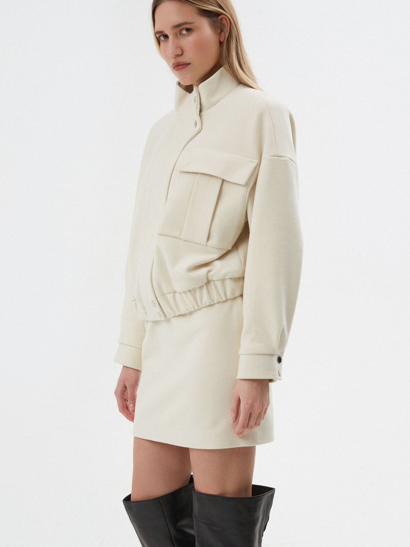 Куртка ESTRO 24-659-0125201, колір молочний модель 24-659-0125201 Фото