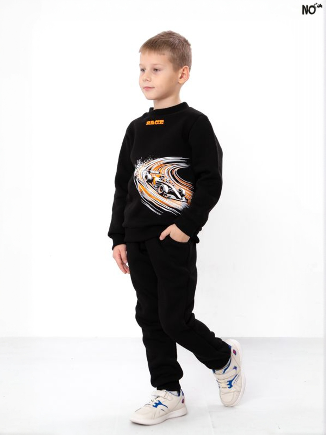 Теплий костюм для хлопчика з принтом Sportcar (світшот та штани), Чорний Носи Своє (6063-025-33-4-1) модель 6063-025-33-4-1-chornij Фото
