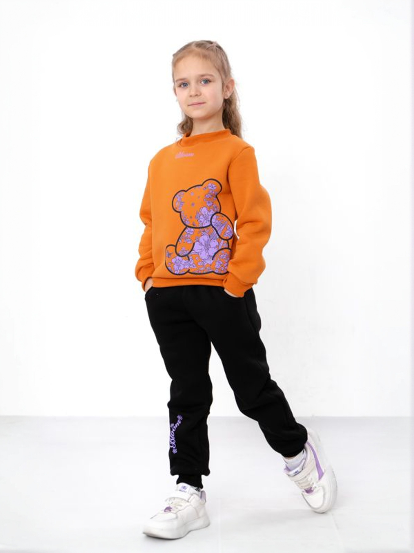 Теплий костюм з малюнком для дівчинки зі світшотом та штанами, Помаранчевий Носи Своє (6063-025-33-5) модель 6063-025-33-5-terakotovij-chornij Фото