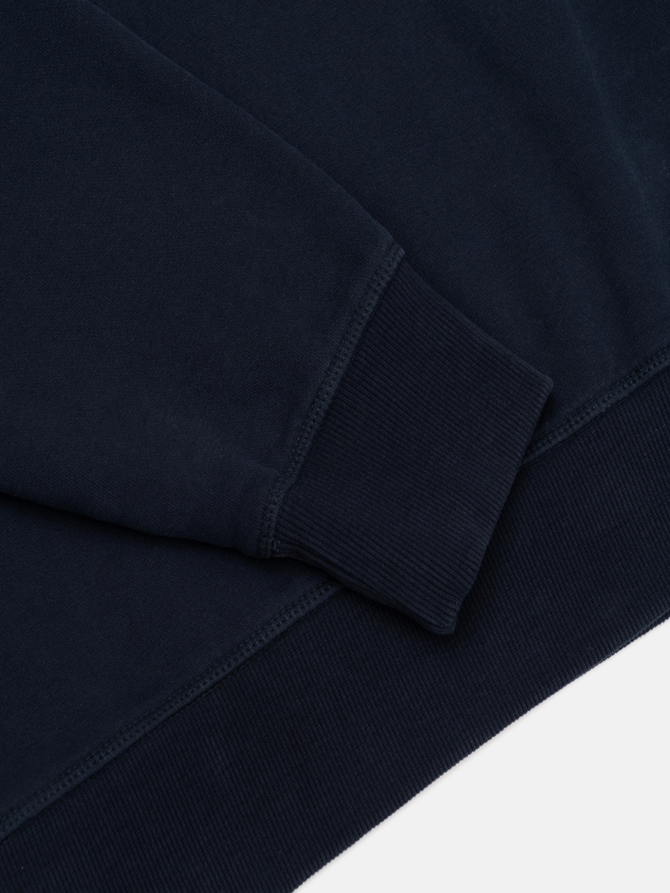 Свитшот Mustang Jeans Auburn модель 1015921 Фото