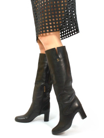 Женские кожаные сапоги с элегантным силуэтом модель 11-144-24-G1 Фото
