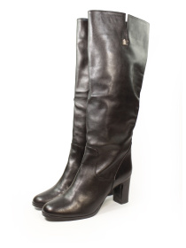 Женские кожаные сапоги с элегантным силуэтом модель 11-144-24-G1 Фото