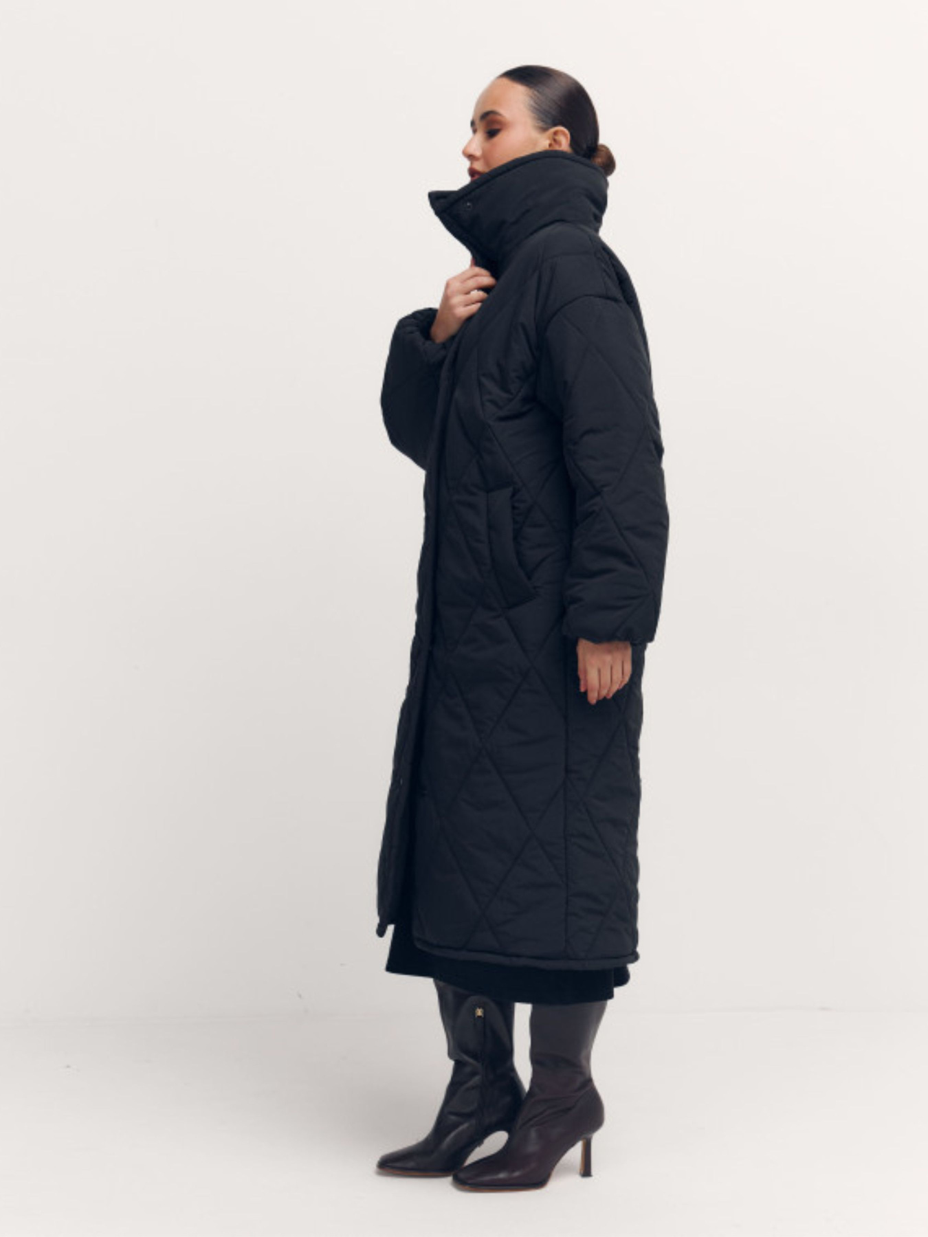 Пальто Soft Warm Mood у чорному кольорі модель 393 Фото