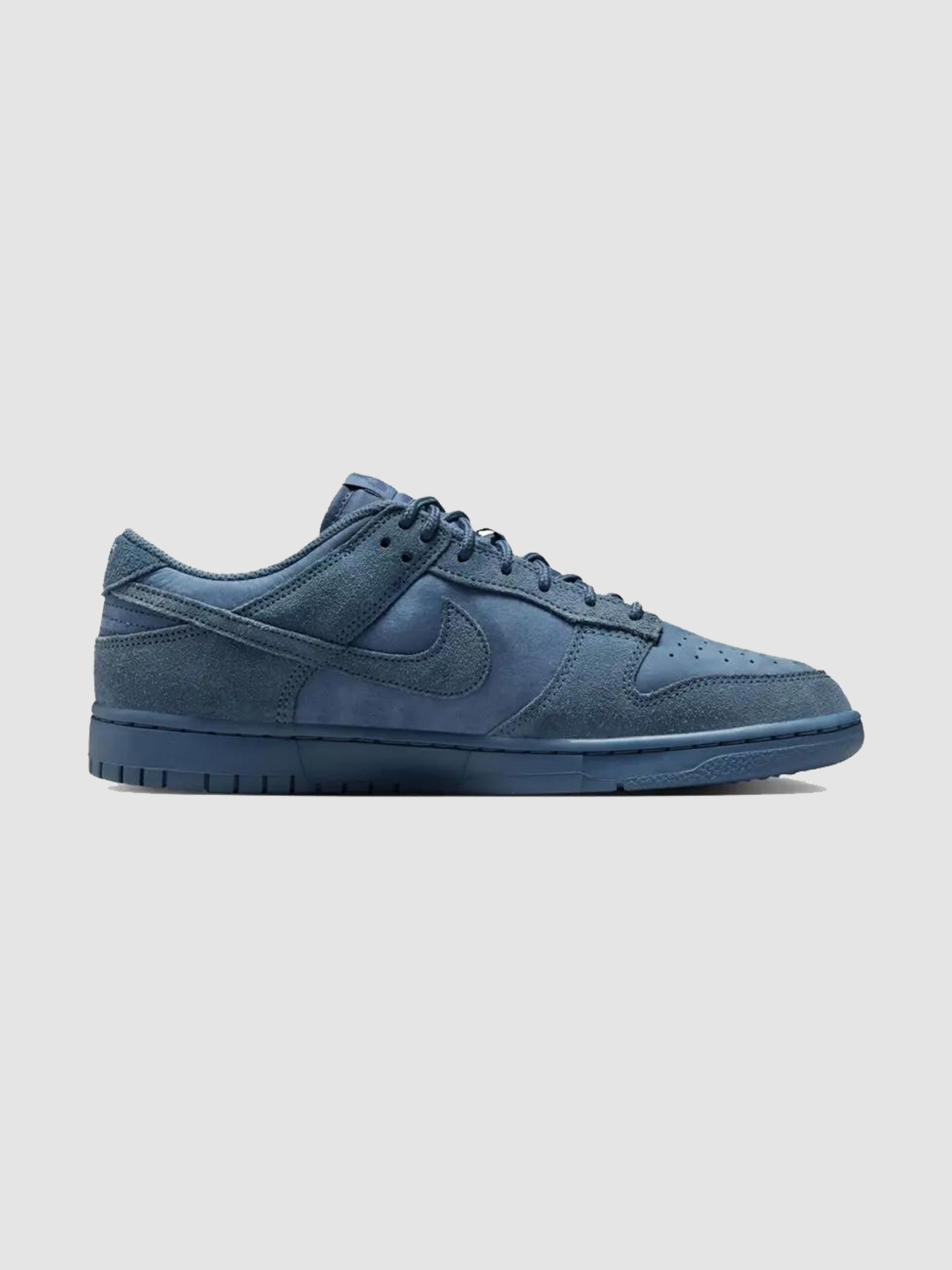 Кроссовки повседневные NIKE Dunk Low Retro Se Diffused Blue модель IB6651-400 Фото