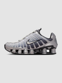 Кросівки повсякденні NIKE Shox Tl Print Metallic Silver модель IH4466-095 Фото