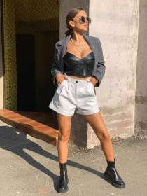 Жіночі білі шорти CLASSIC з екошкіри, Білий Milirud (mil301) модель mil301-blij Фото