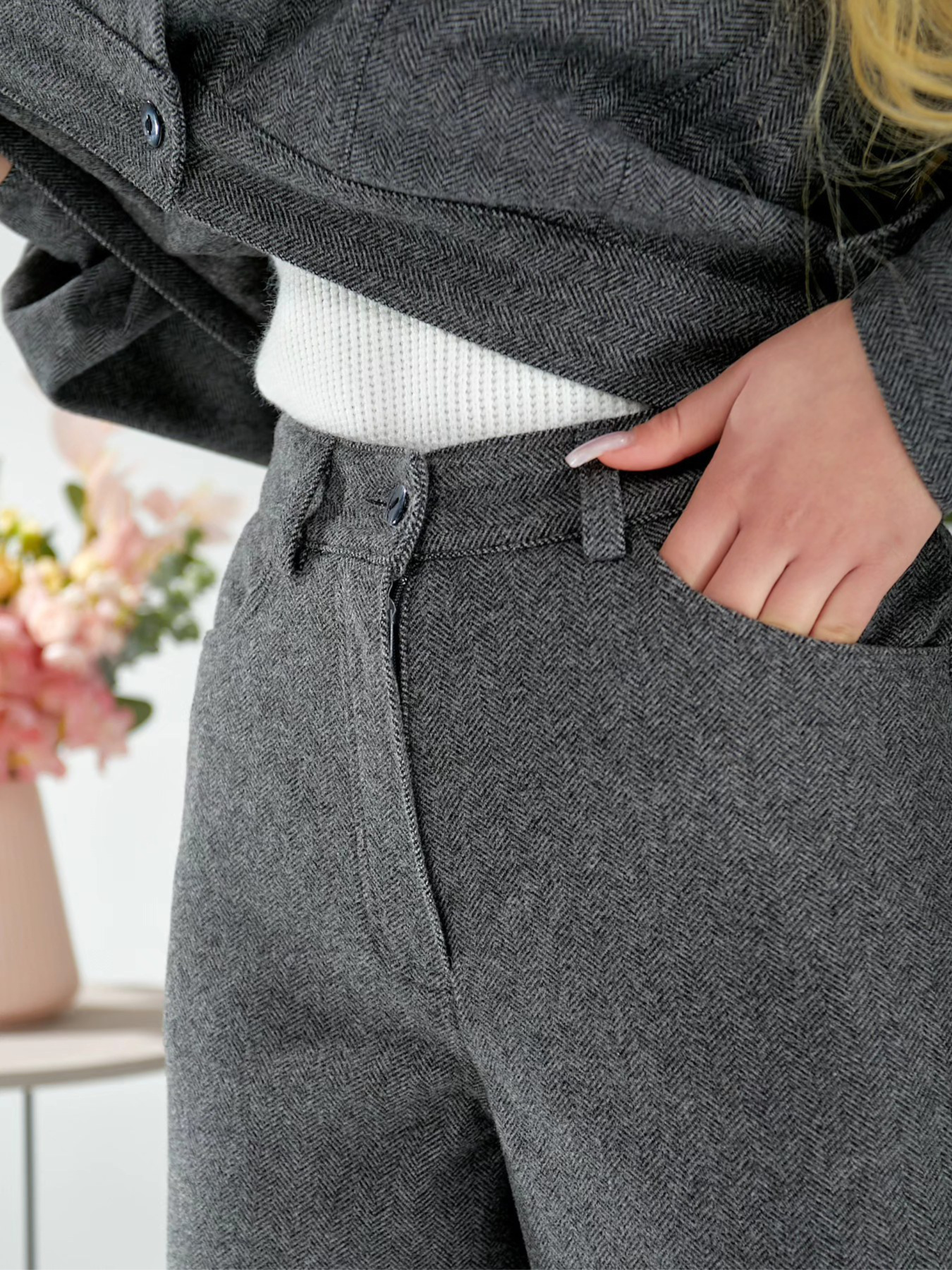 Жіночі теплі брюки прямі від стегна, Сірий LadyLike (ll236864491) модель ll236864491-srij Фото