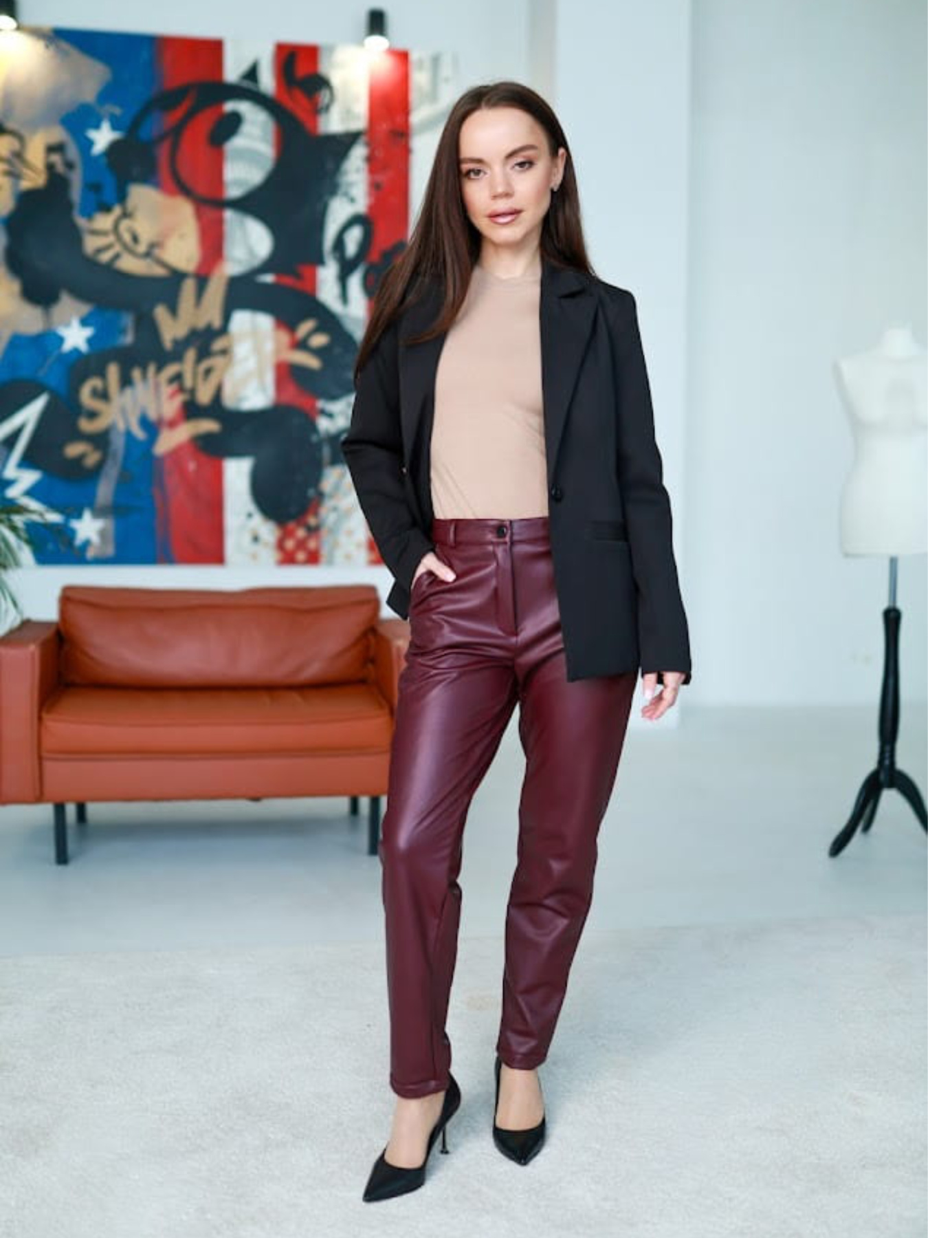 Жіночі брюки з утепленої екошкіри, Бордовий LadyLike (ll171180059) модель ll171180059-bordovj Фото