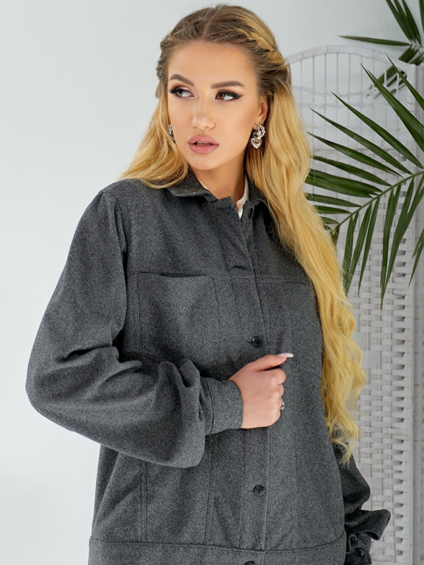 Жіночий теплий жакет з накладними кишенями, Сірий LadyLike (ll236964491) модель ll236964491-srij Фото