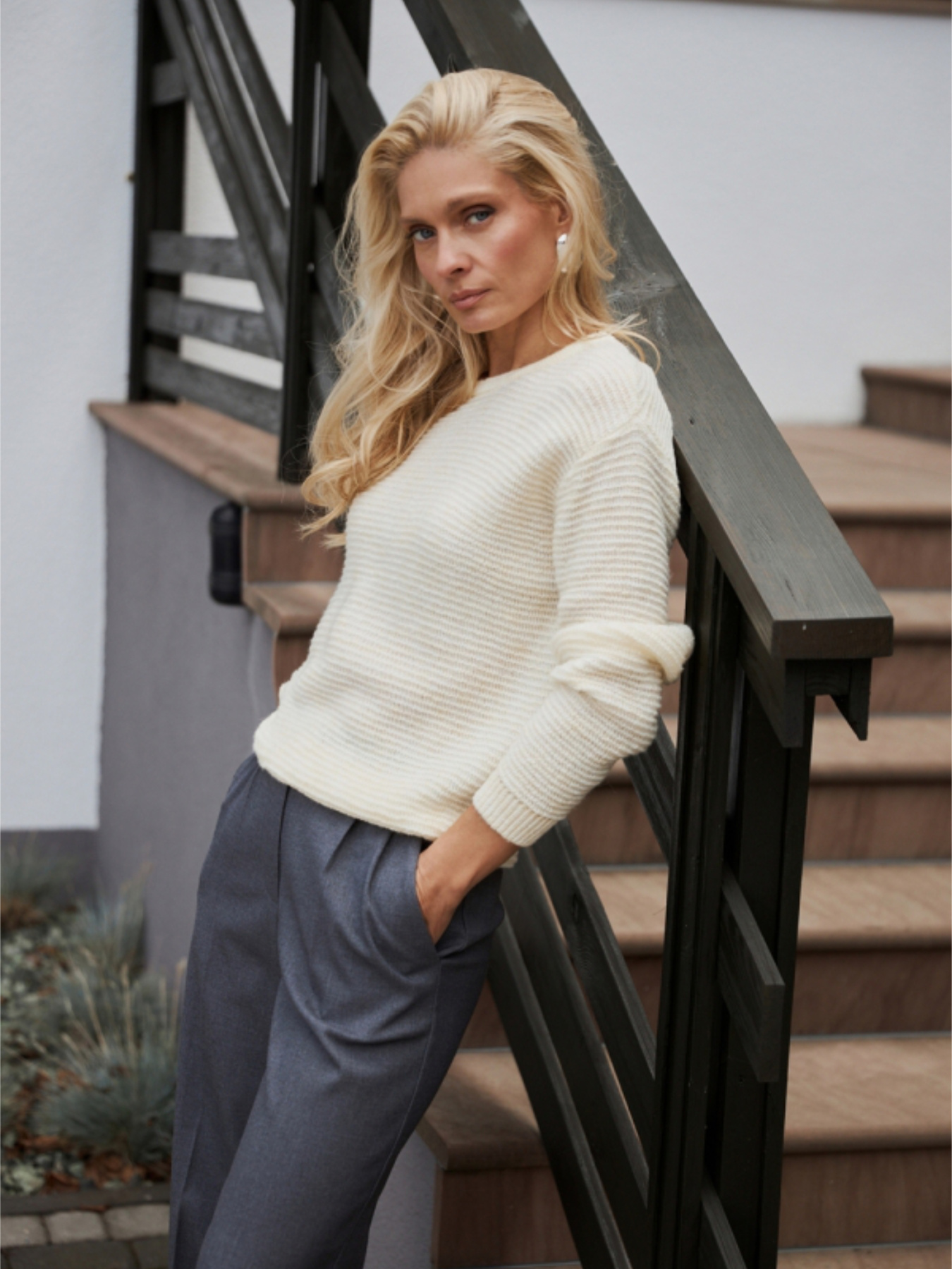 Жіночий напівпрозорий теплий джемпер із вовни, Лимонний TrikoBakh (2910) модель 2910-limon Фото