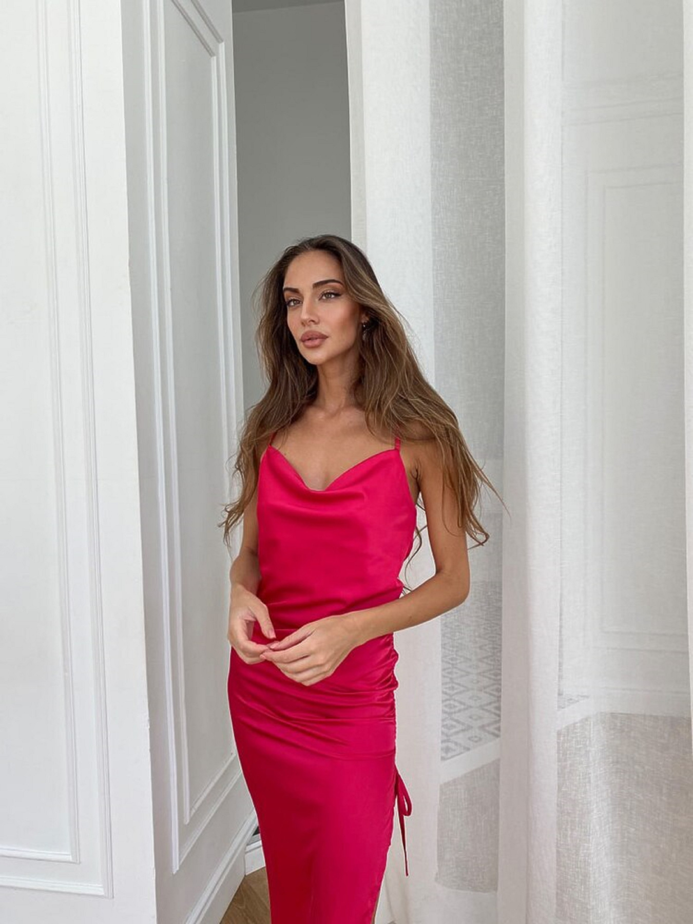 Жіноча шовкова сукня PARADISE на бретелях, Малиновий Milirud (mil456) модель mil456-malinovij Фото