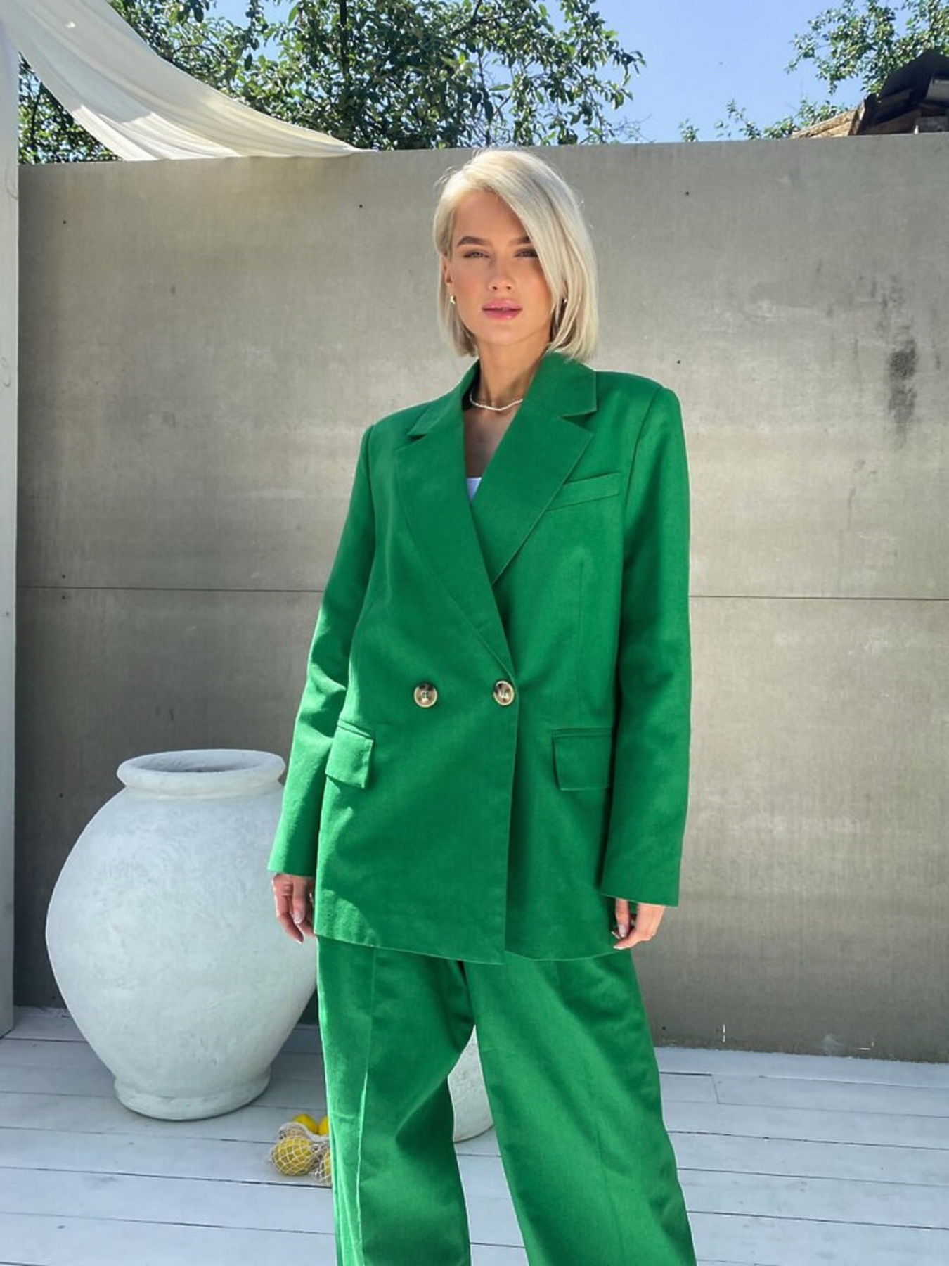 Жіночий класичний костюм AMOUR (піджак + брюки), Смарагдовий​ Milirud (mil444) модель mil444-smaragdovij Фото