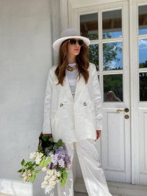 Жіночий класичний костюм AMOUR (піджак + брюки), Білий Milirud (mil444) модель mil444-blij Фото