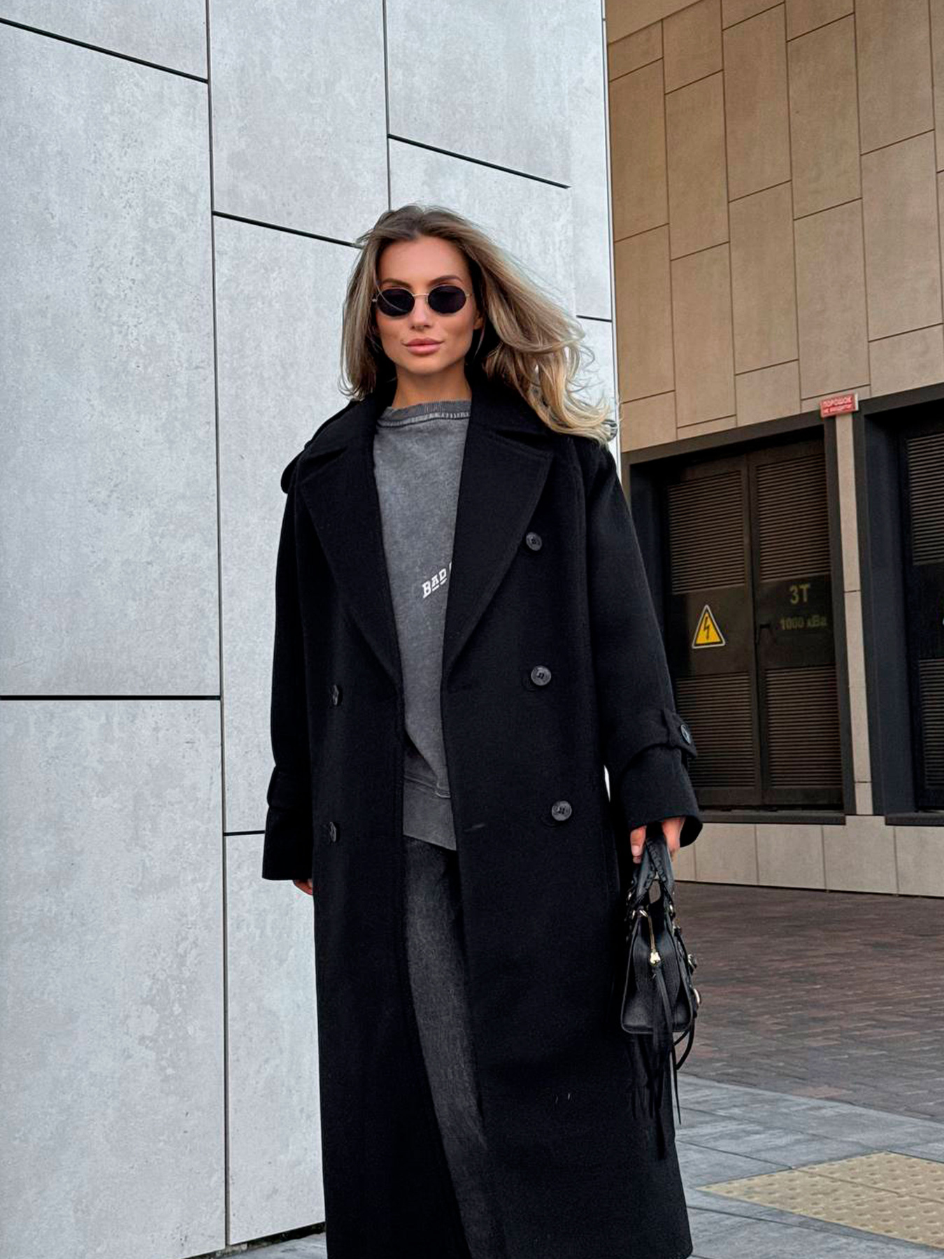 Жіноче двобортне оверсайз пальто ПАТІ з кишенями, Чорний Milirud (mil576) модель mil576-chornij Фото