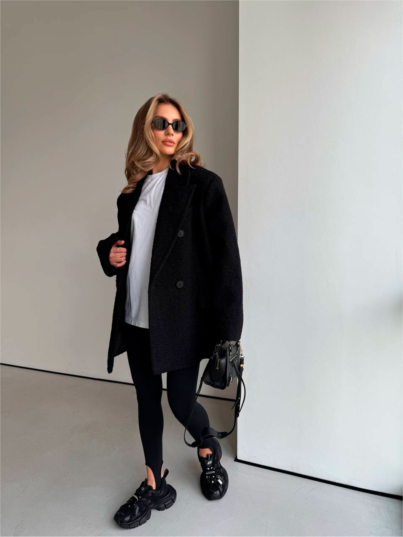 Жіноче напівпальто з кишенями MEXICO БУКЛЕ, Чорний Milirud (mil601) модель mil601-chornij Фото