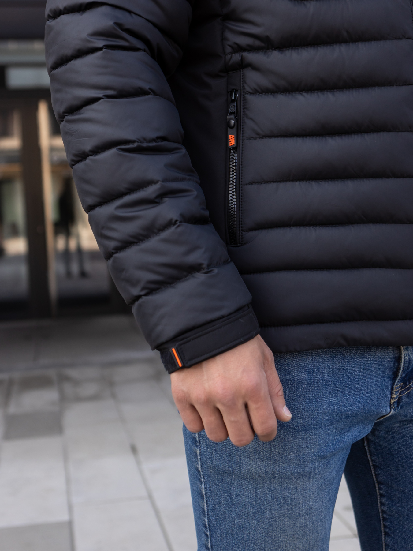 Чоловіча демісезонна куртка модель 31-VLN-BLC Фото