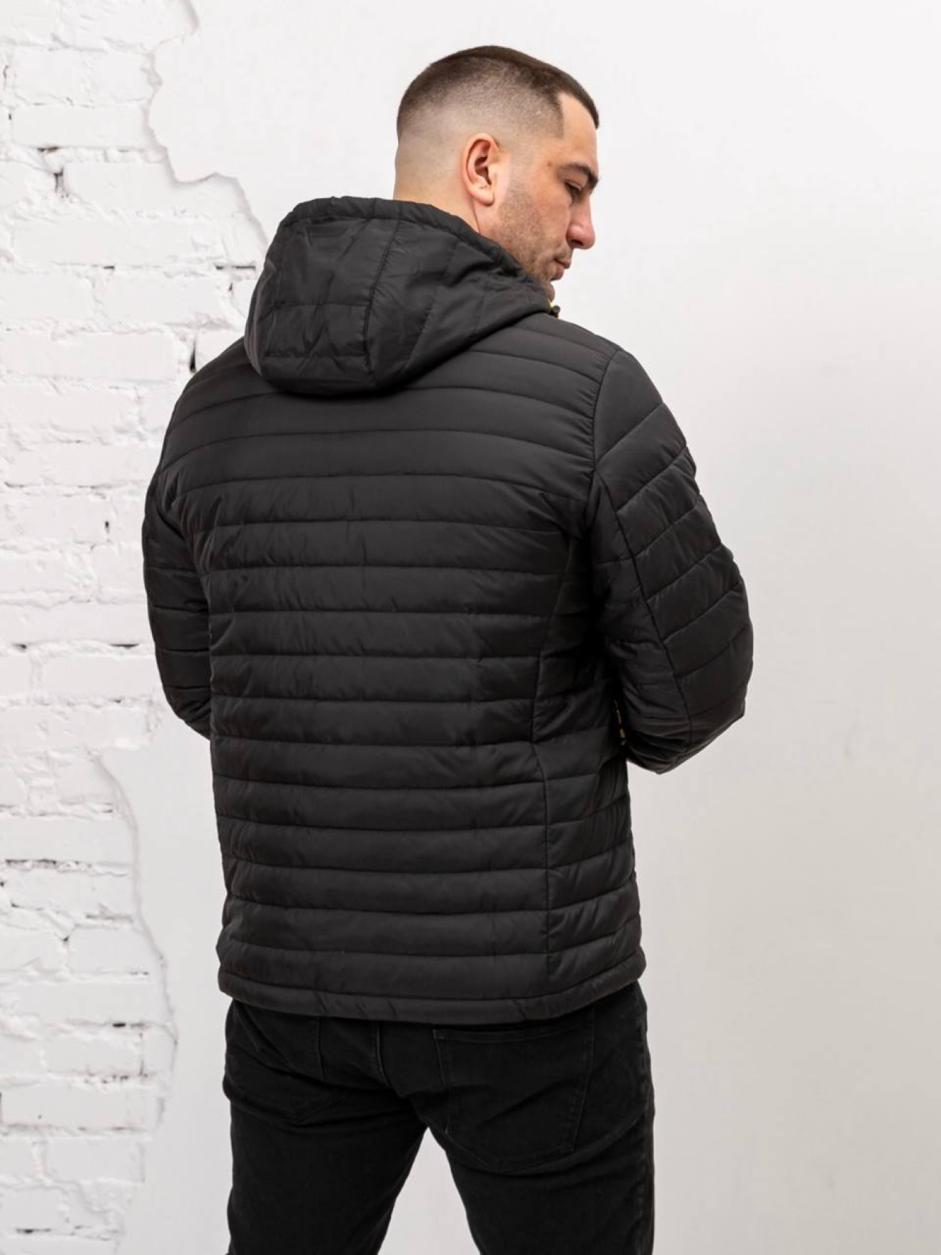 Чоловіча демісезонна куртка модель 908-VLN-BLCK Фото