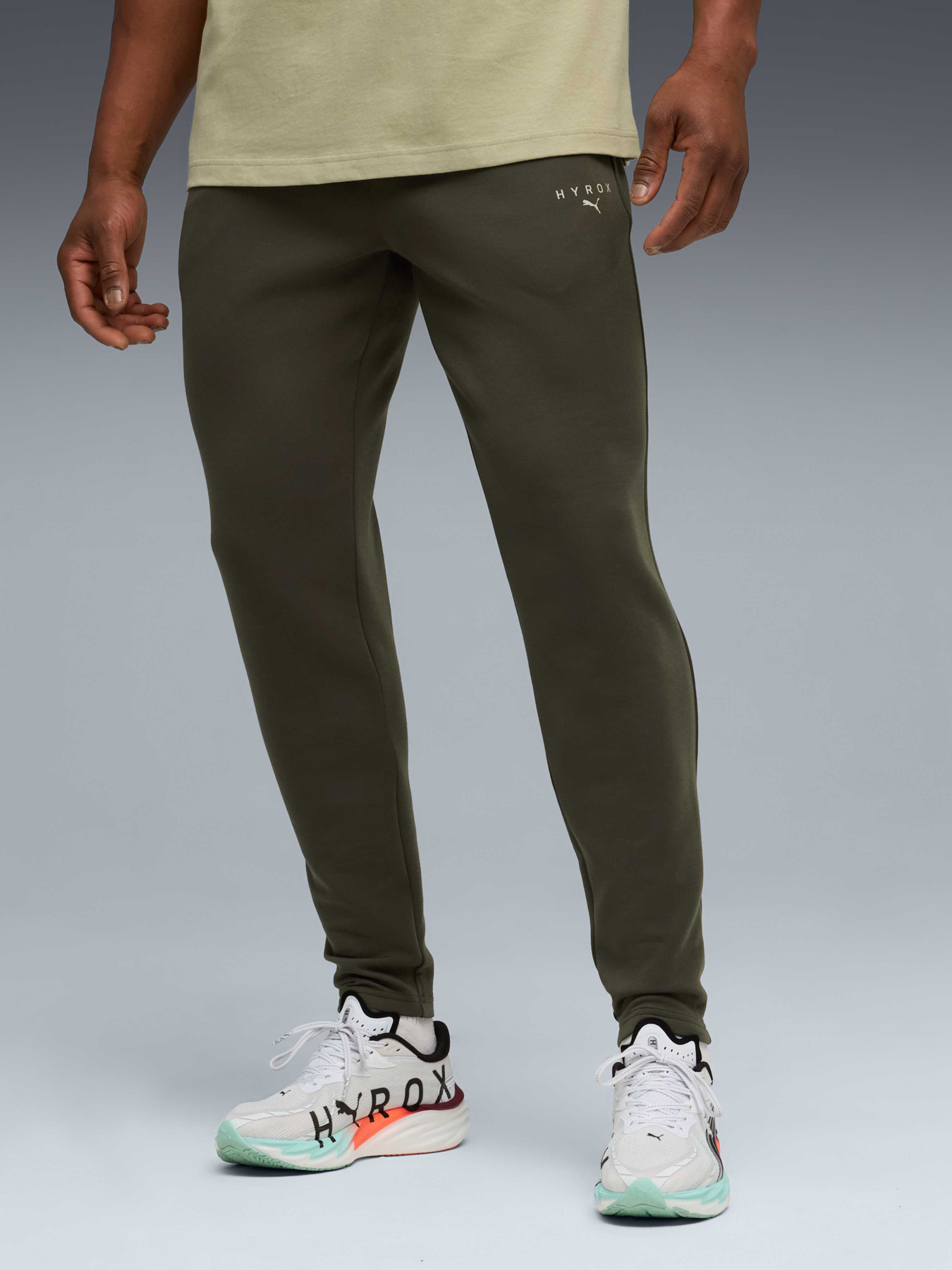 Штани PUMA x HYROX CLOUDSPUN Elevated Pants Men модель 527573 Фото