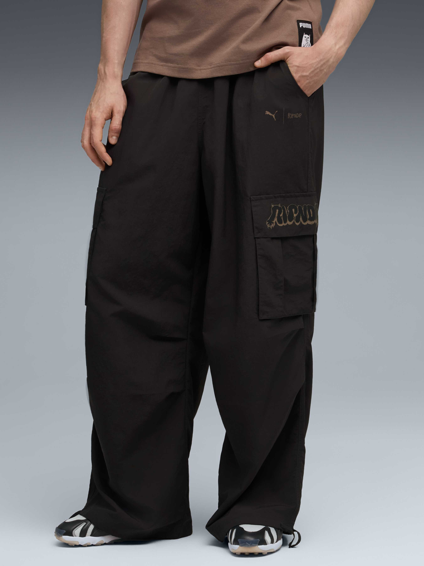 Штаны PUMA x RIPNDIP Cargo Pants Men модель 632417 Фото