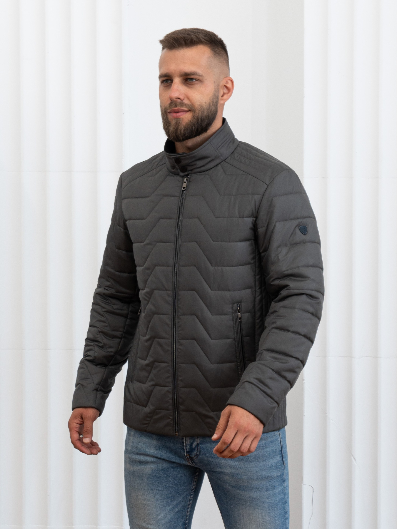 Чоловіча демісезонна куртка великого розміру модель 46-VLN-oliva Фото