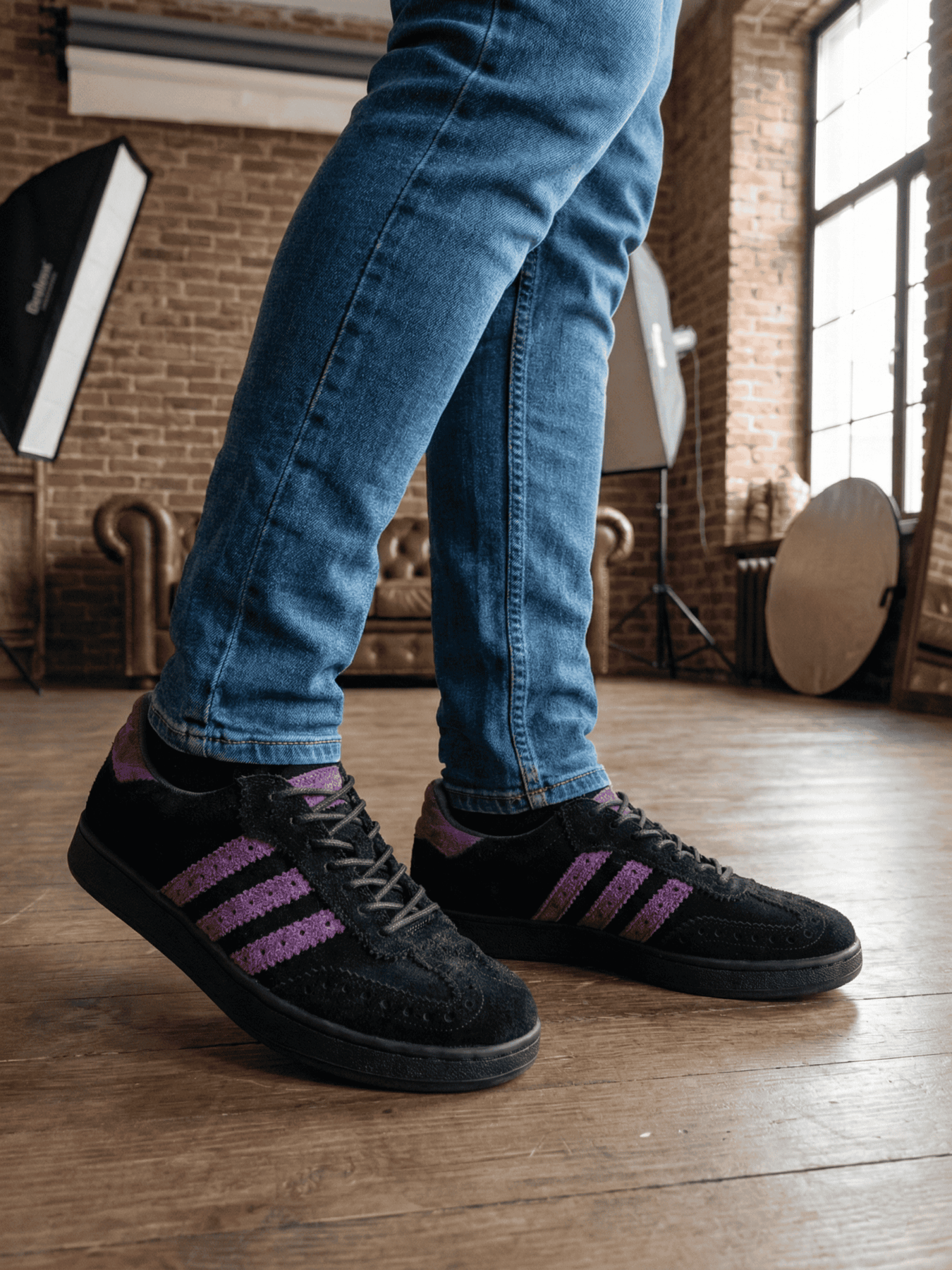 Чорні чоловічі замшеві кеди модель PULSE_BLACK_AND_PURPLE Фото