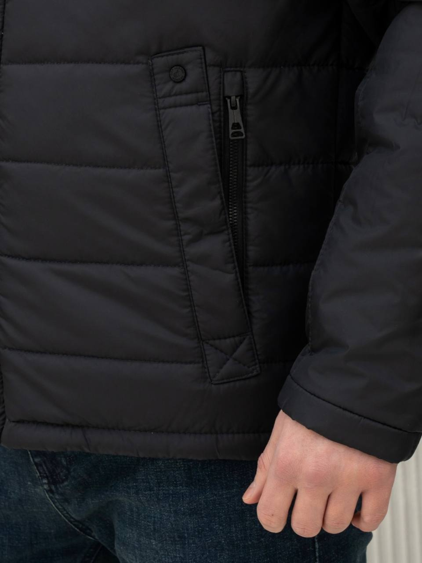 Демісезонна куртка City Fashion Classic модель 67-1-CKF-BLCK Фото