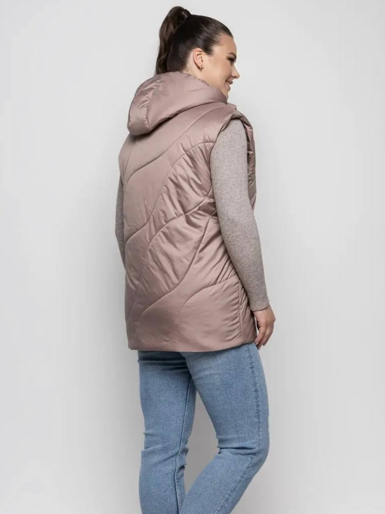 Утепленный жилет UVENTUM модель LR-7-BEIGE Фото