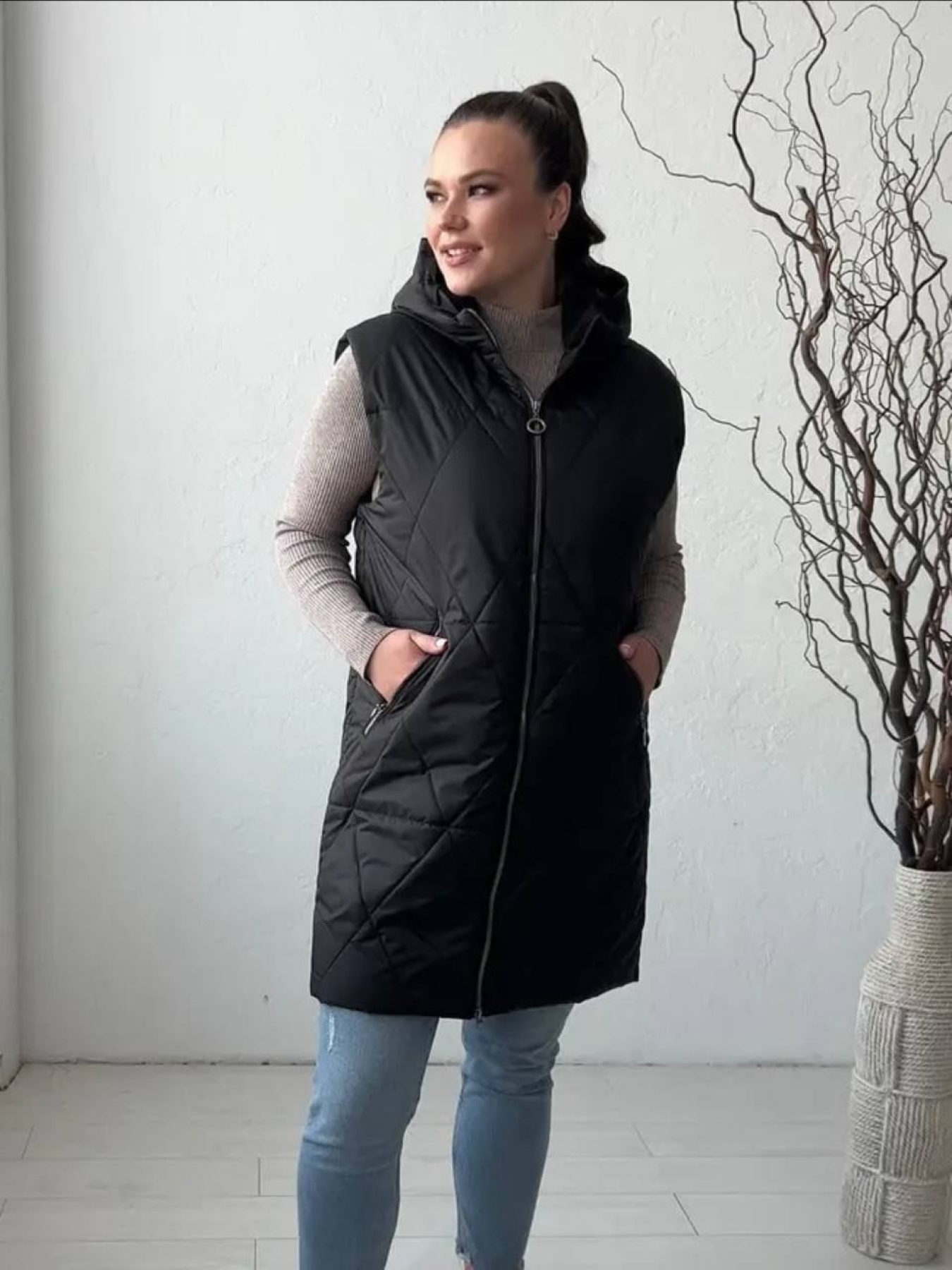 Жилет демисезонный женский модель LR-8-BLCK Фото