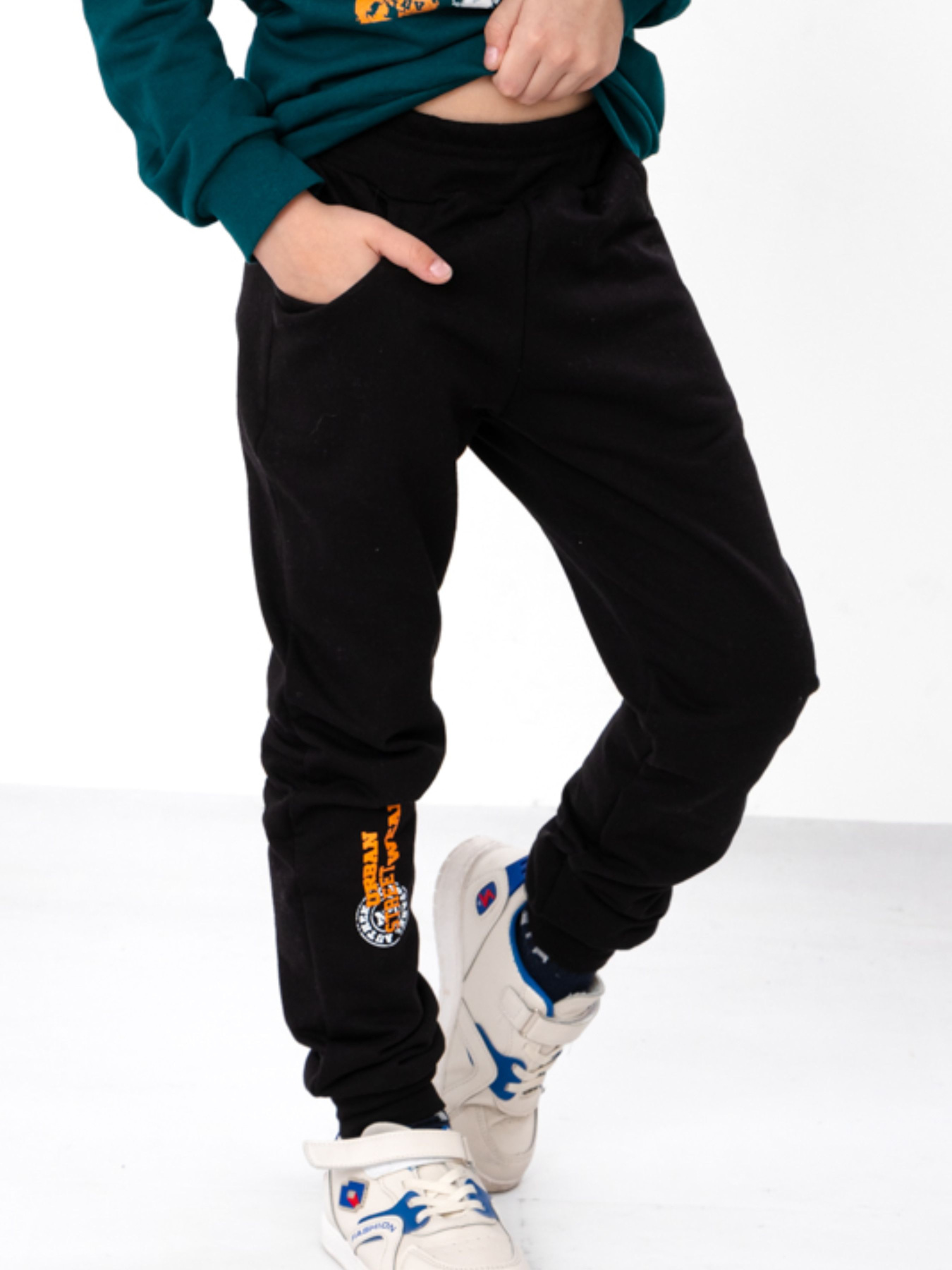 Утеплений костюм для хлопчика Street Style світшот з принтом та штани, Смарагдовий Носи Своє (6063-023-33-4) модель 6063-023-33-4-temno-smaragdovij-street-style Утеплений костюм для хлопчика Street Style світшот з принтом та штани, Смарагдовий Носи Своє (6063-023-33-4) модель 6063-023-33-4-temno-smaragdovij-street-style Фото