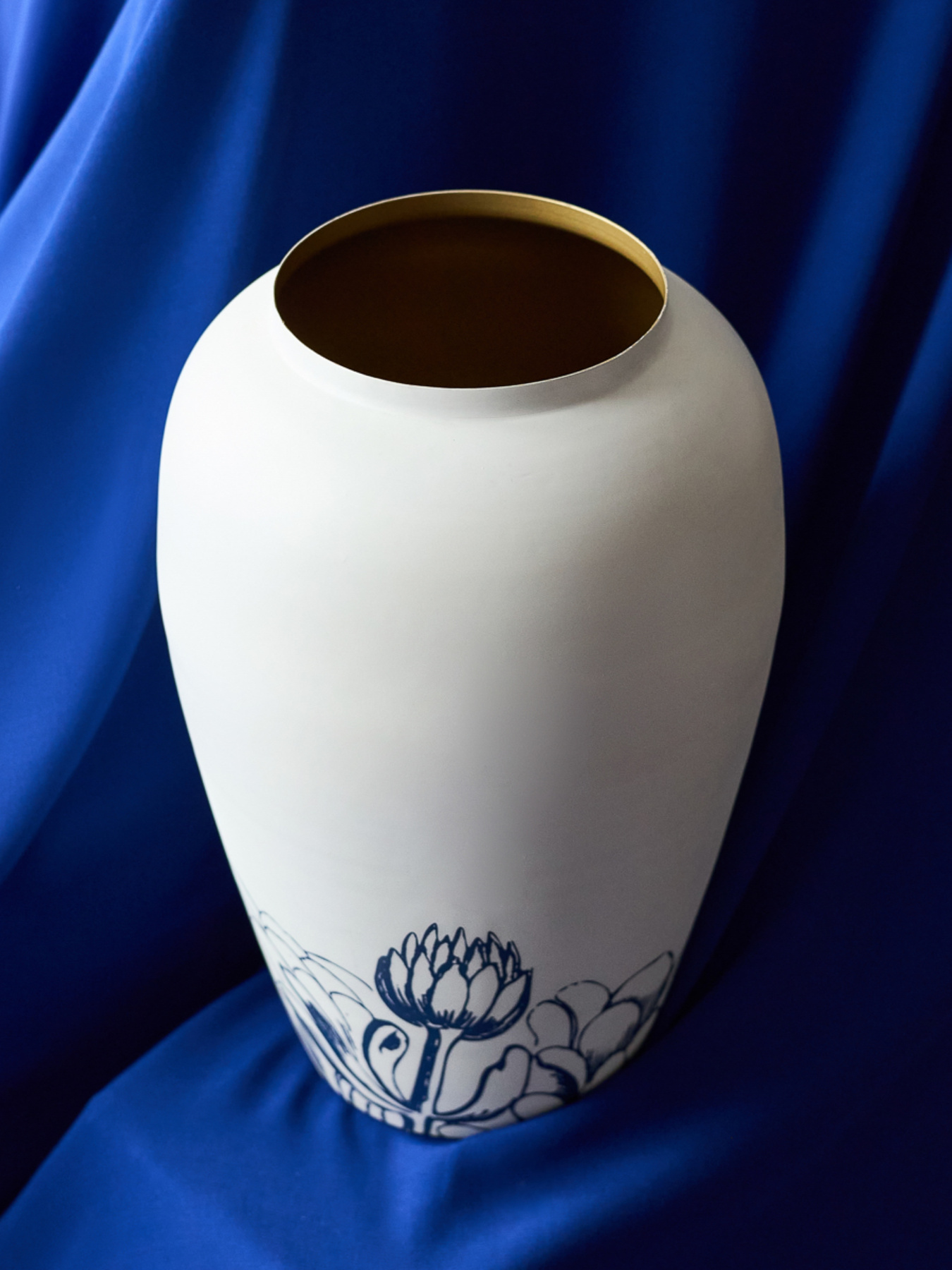 Ваза "Елізіум" залізна біло-золотиста з принтом MBM HOME модель VB-01 PRINT/GOLD Фото