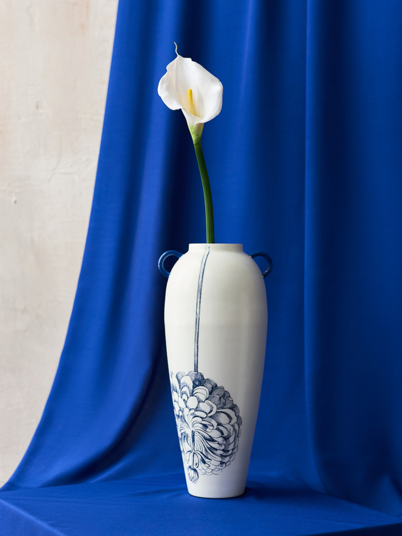 Ваза "Елізіум" залізна біло-синя з принтом MBM HOME модель VB-03 PRINT/DEEP BLUE Фото