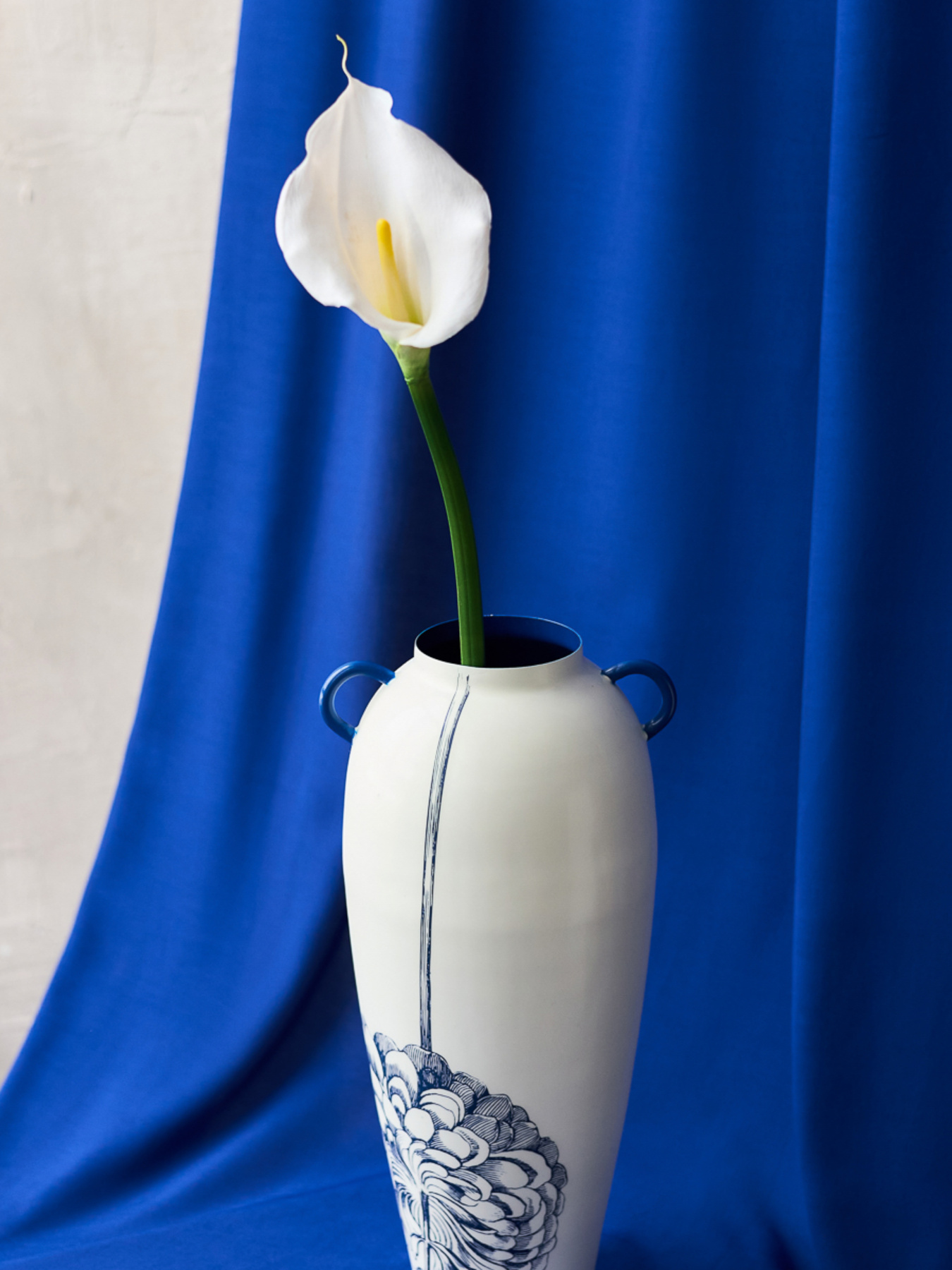 Ваза "Елізіум" залізна біло-синя з принтом MBM HOME модель VB-03 PRINT/DEEP BLUE Фото