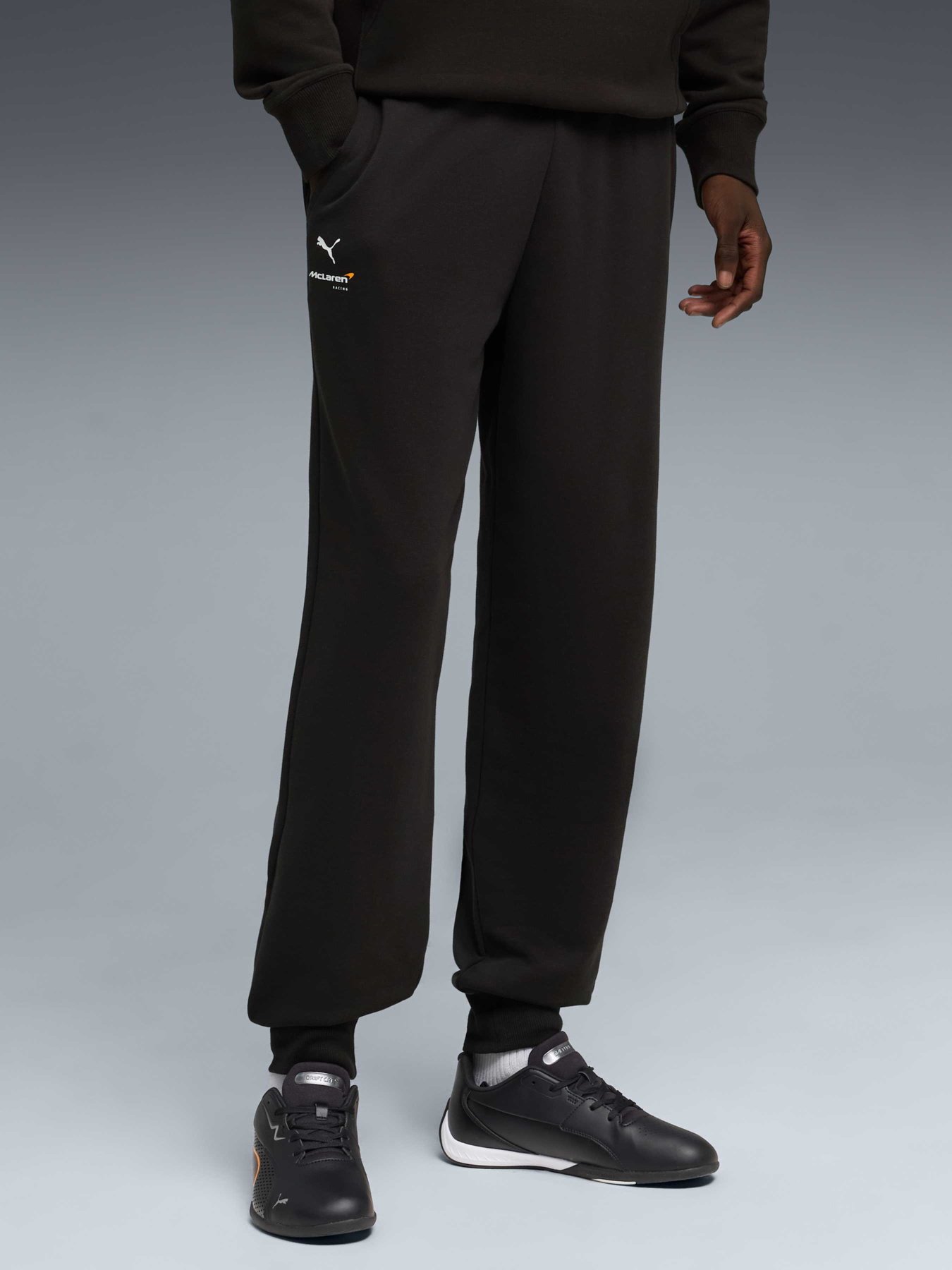 Спортивні штани PUMA Mclaren Ess Pants модель 637453 Фото