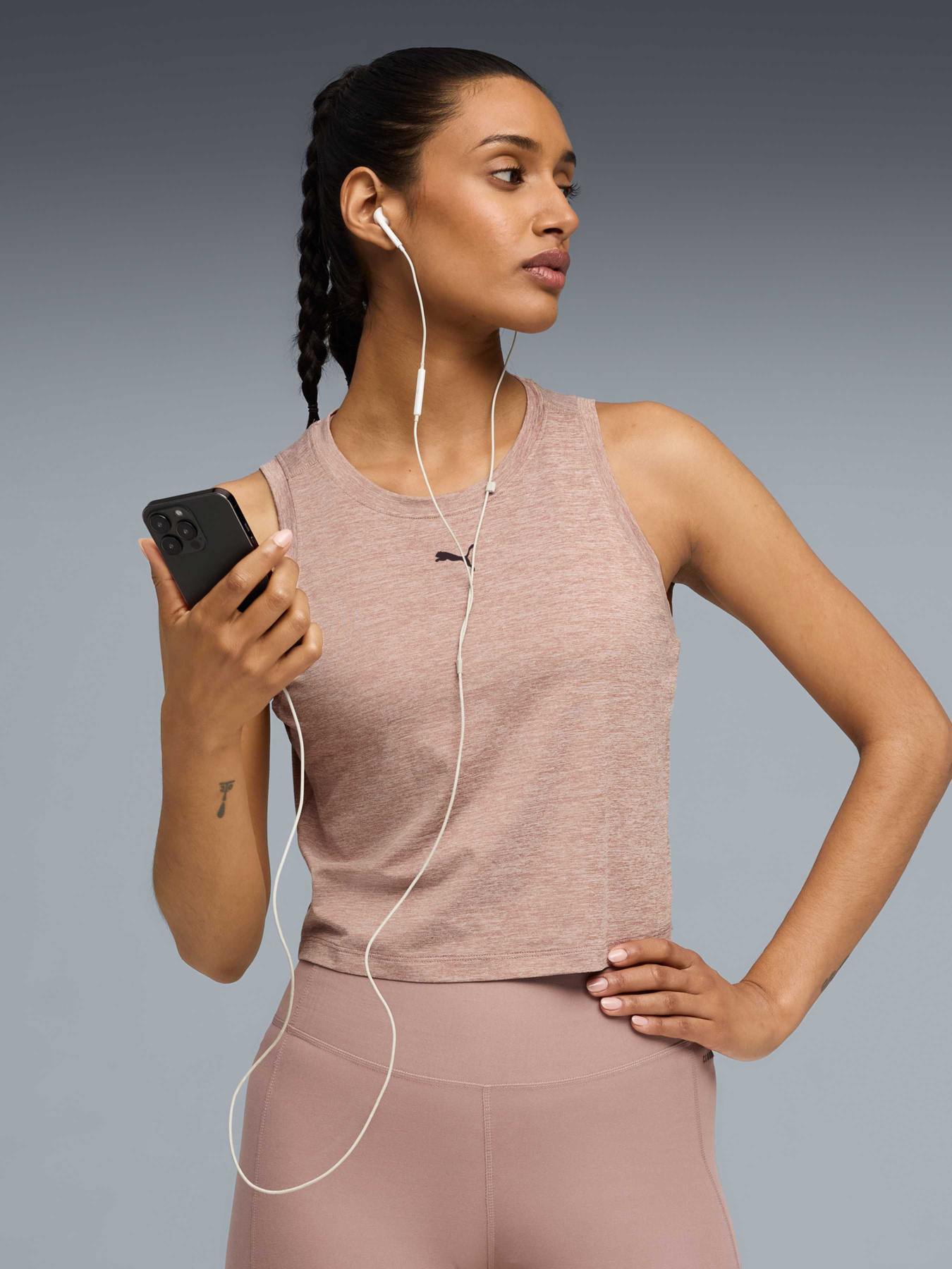 Спортивна майка PUMA Cloudspun Sleeveless Tank модель 527733 Фото