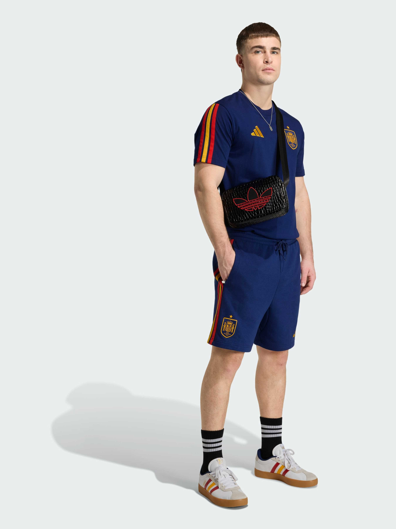 Футболка спортивна Adidas модель JZ2261 Фото