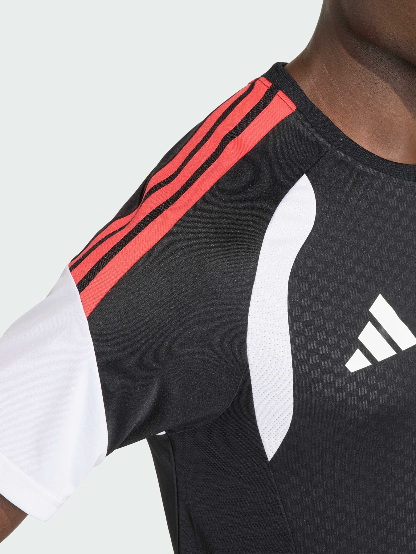 Футболка спортивная Adidas Tiro модель KA7582 Фото