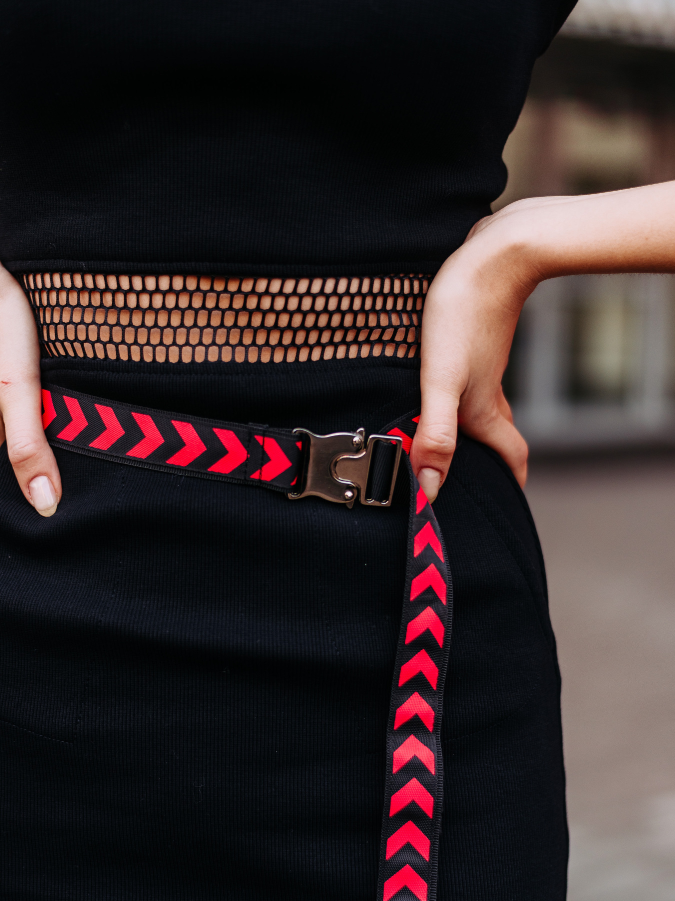 Пасок тасьма зигзаг чорно-червоний модель SE16beltzzbr Фото