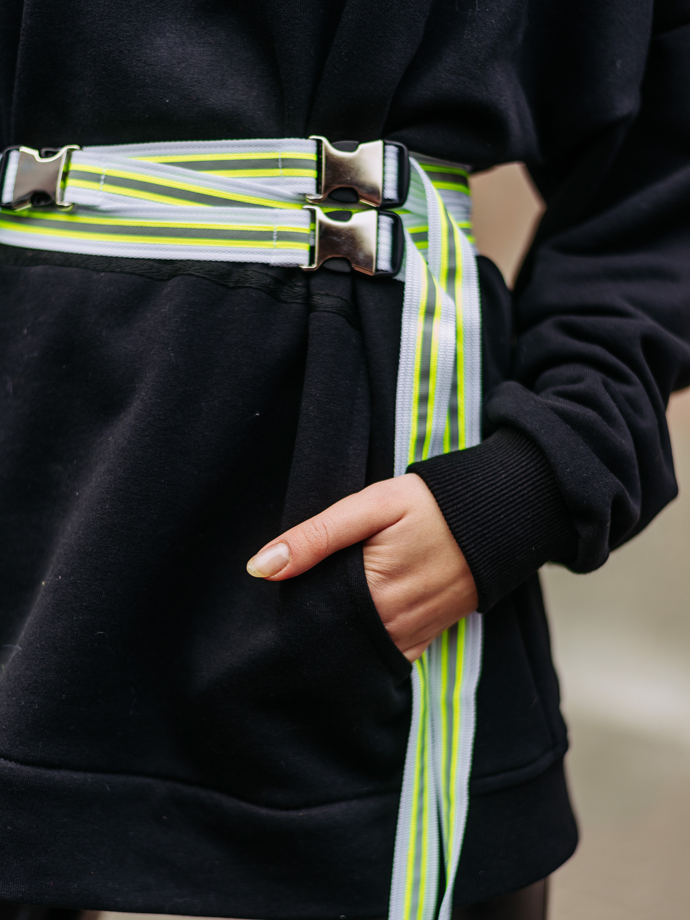 Пасок-тасьма біло-жовто-сірий 25 мм модель SE16belt25wyrflctv Фото