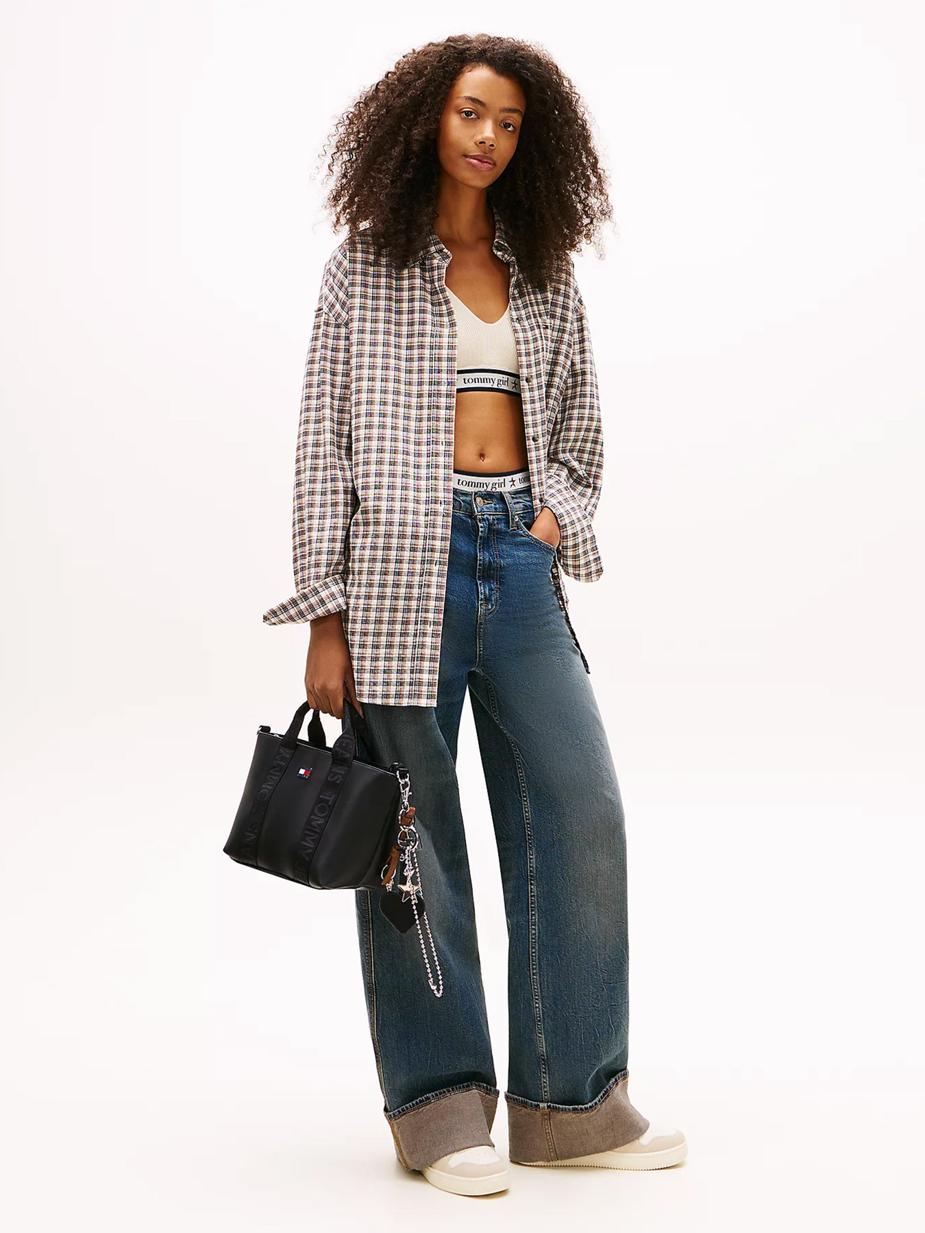 Сумки Tommy Hilfiger модель AW0AW18063-BDS Фото
