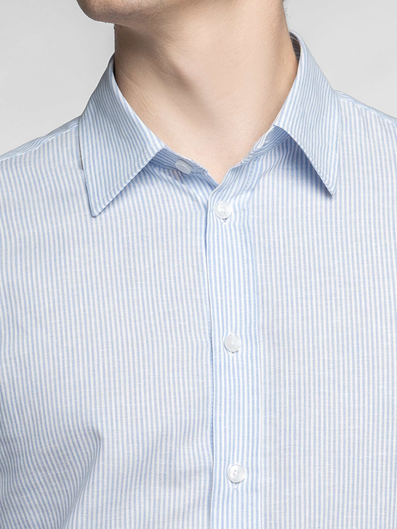 Сорочка чоловіча M05.12.23.621 Arber блакитна в смужку лляна модель M05.12.23.621 Фото