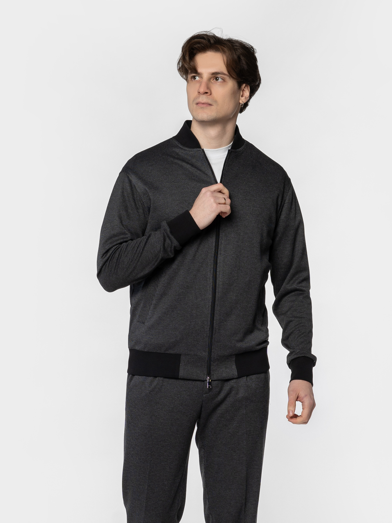 Мужской бомбер M17.08.14.531 Arber темно-серый трикотажный модель M17.08.14.531 Фото