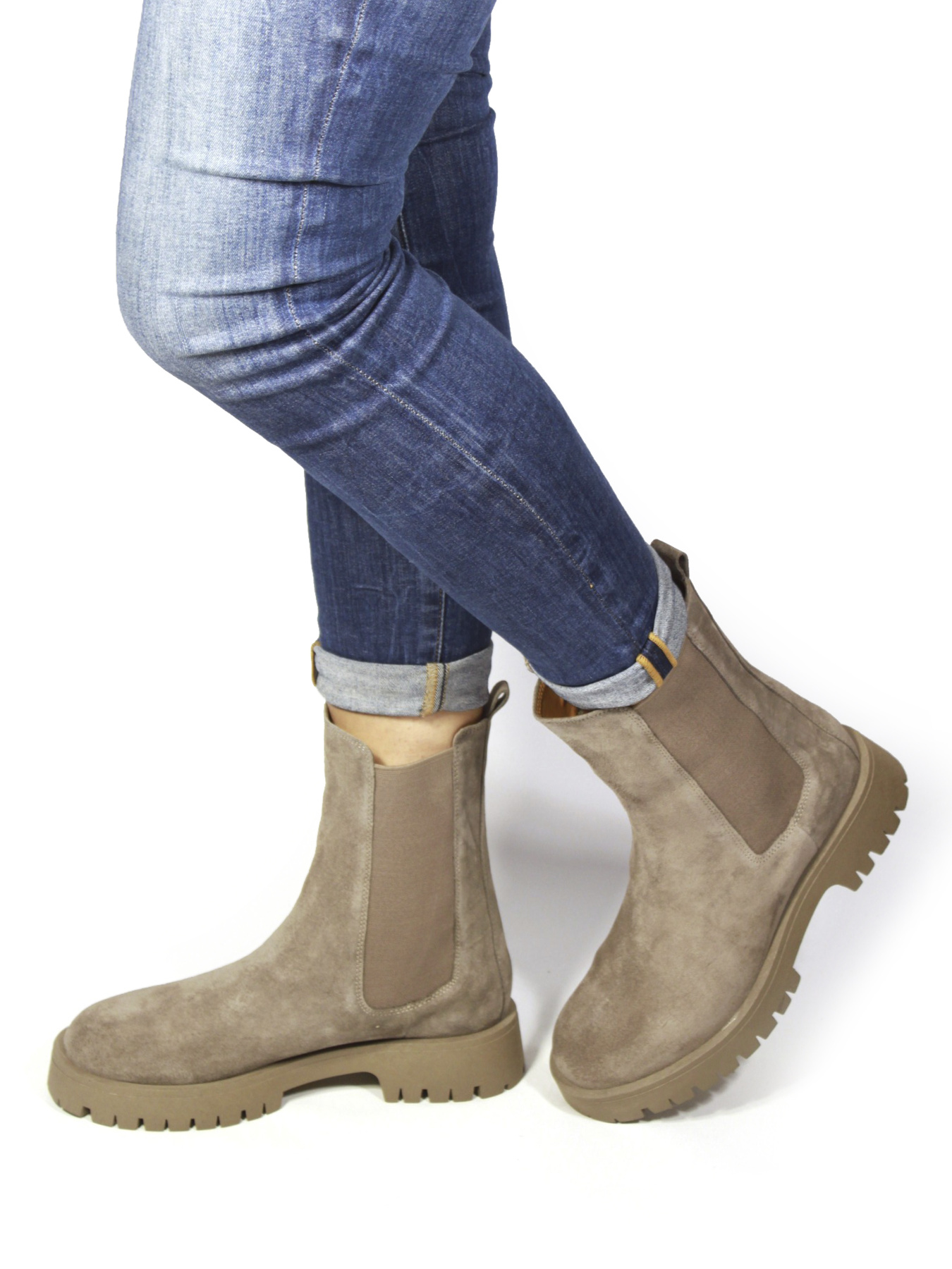 Демісезонні замшеві черевики модель 22307-623beige Фото