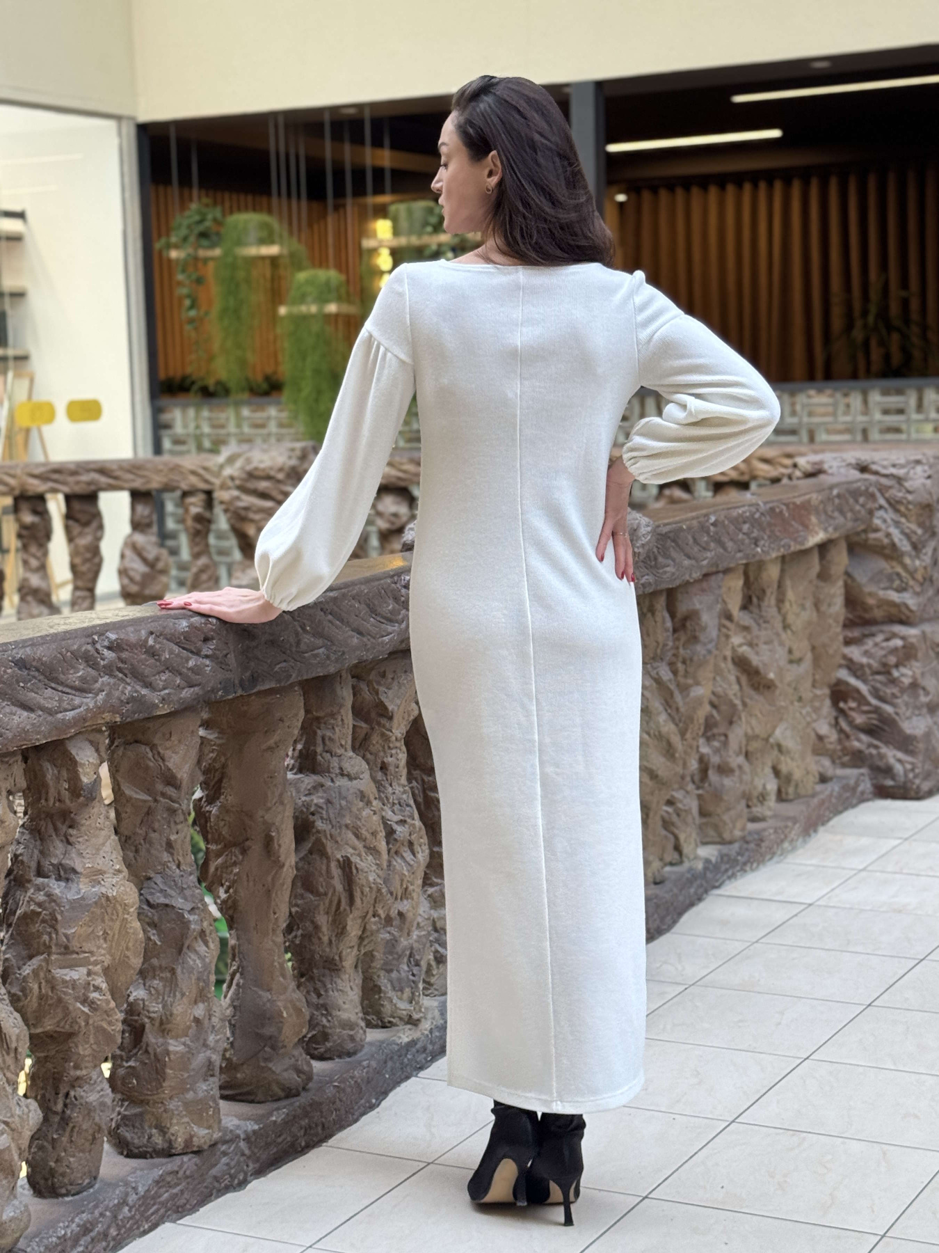 Біла трикотажна сукня максі з глибокими розрізами 5832 модель 5832 Фото