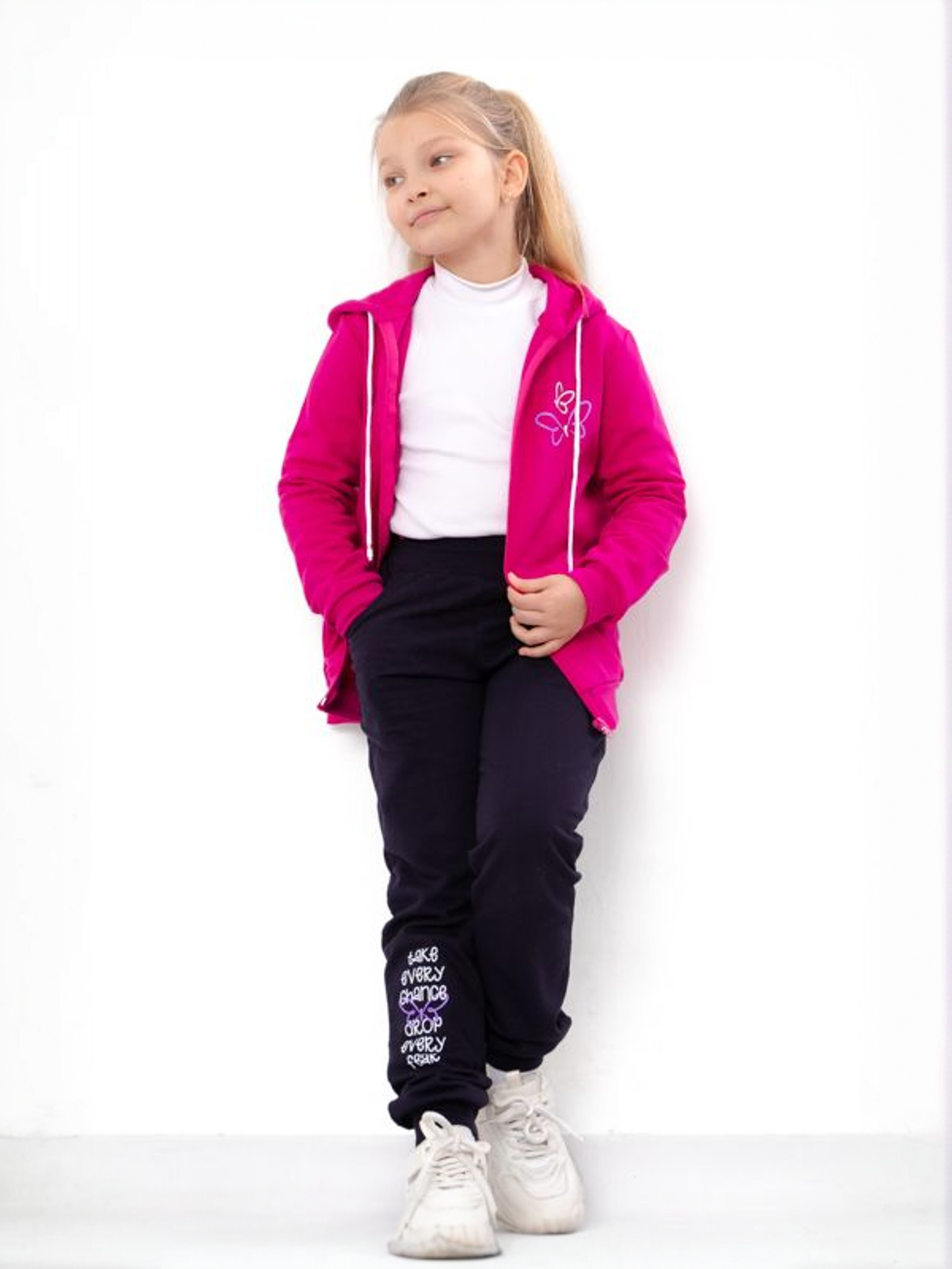 Утеплений костюм для дівчинки: зіп-худі та спортивні штани, Малиновий Носи Своє (6018-023-33-5) модель 6018-023-33-5-svtlo-malinovij-meteliki Фото