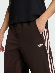 Повсякденні штани Adidas Adicolor модель KD8321 Повсякденні штани Adidas Adicolor модель KD8321 Фото