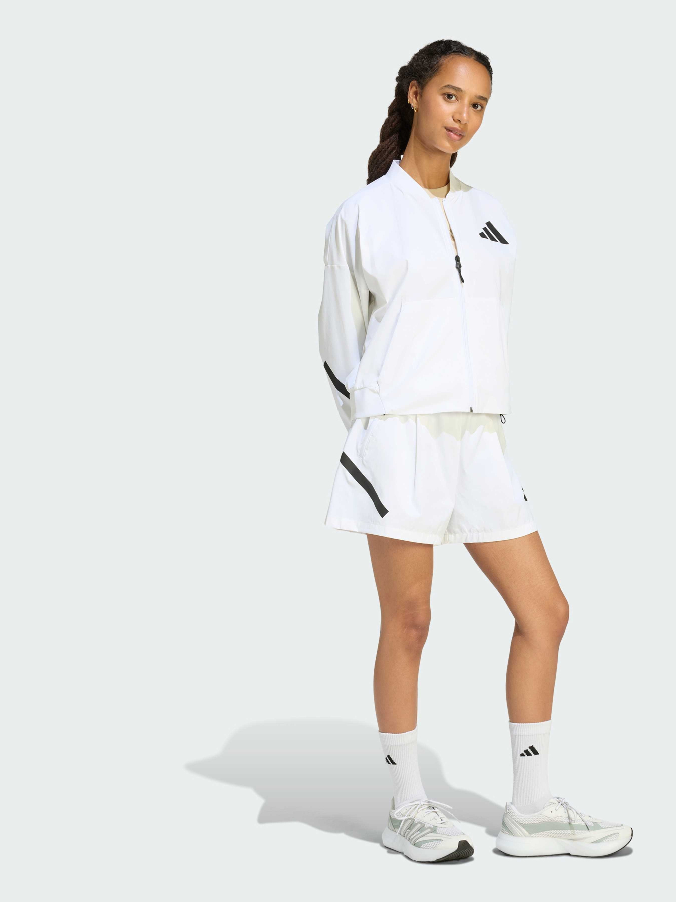 Шорты ADIDAS Z.N.E. WOVEN модель KG8538 Шорты ADIDAS Z.N.E. WOVEN модель KG8538 Фото