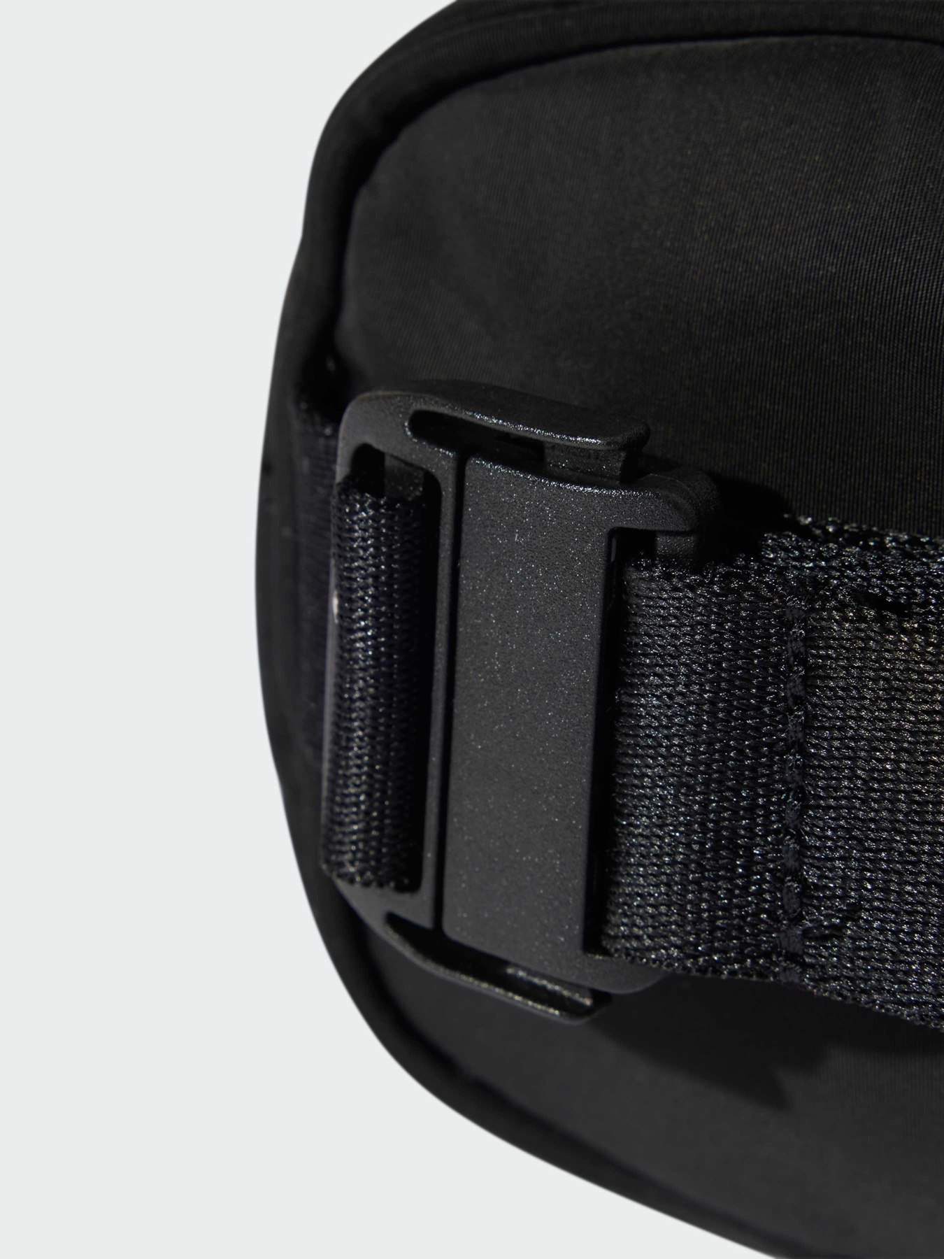 Поясная сумка Adidas Clima модель JE3225 Поясная сумка Adidas Clima модель JE3225 Фото